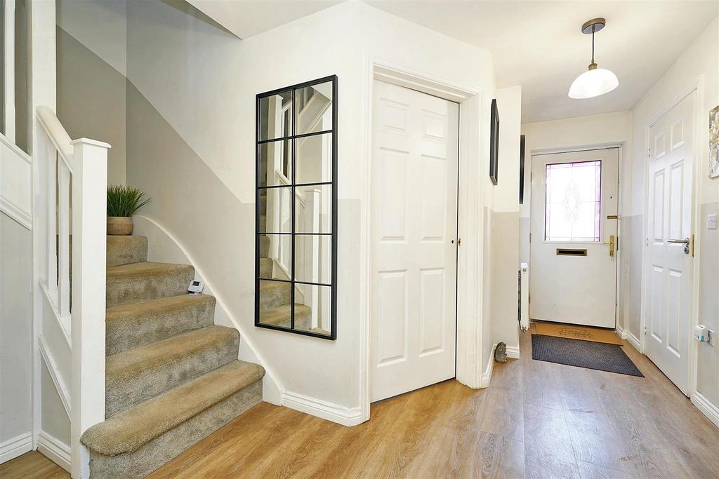 Entrance Hall 3.jpeg