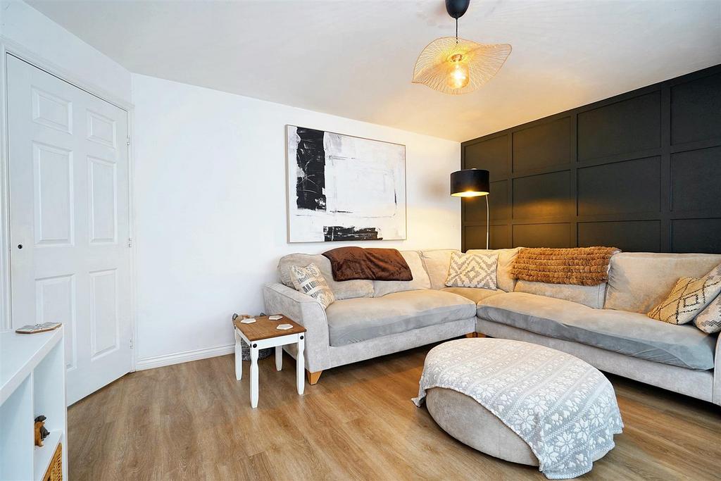 Lounge 4.jpeg
