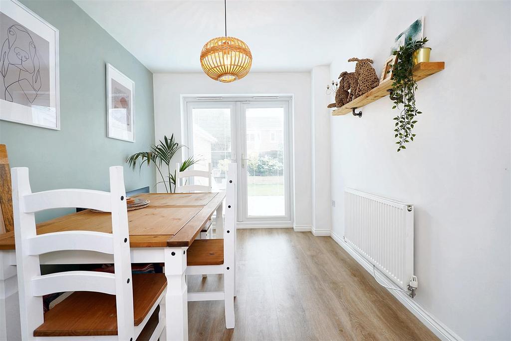 Dining Room 2.jpeg
