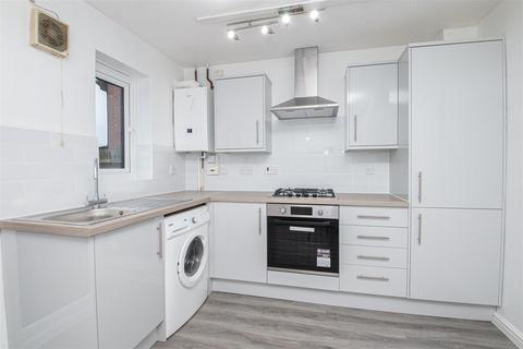 2 bedroom terraced house to rent, Mithras Garden, Wavendon Gate