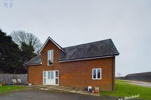 3 bedroom barn conversion to rent, Woodlands Barns, Aylesbury