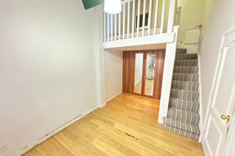 undefined, Alleyn Park, Southall UB2