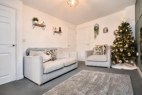 2 bedroom terraced house for sale, Whitwell Close, Wakefield, West Yorkshire