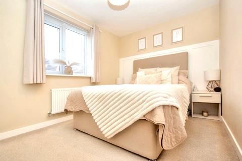 6 Whitwell Close, Wakefield, WF2 0GS