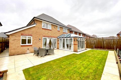 4 bedroom detached house for sale, Pen-Y-Wal Drive, Newport NP18