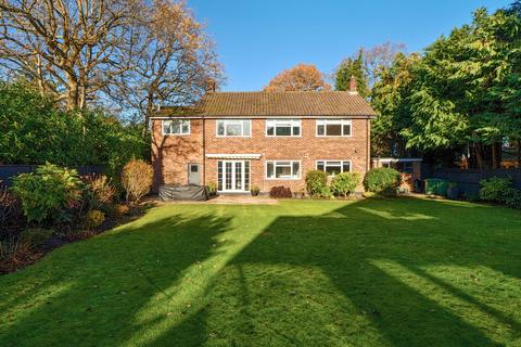 4 bedroom detached house for sale, Dartnell Avenue, West Byfleet, KT14