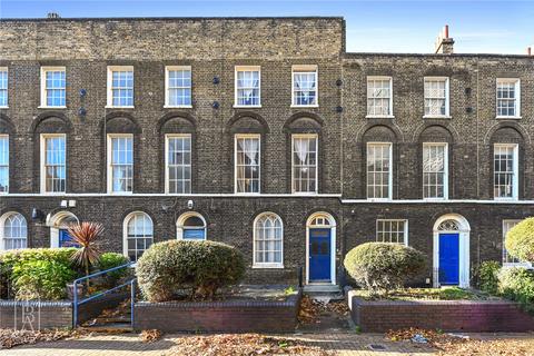 3 bedroom terraced house for sale, Philpot Street, London, E1