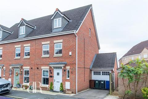 3 bedroom terraced house for sale, Anderton Crescent, Buckshaw Village, Chorley