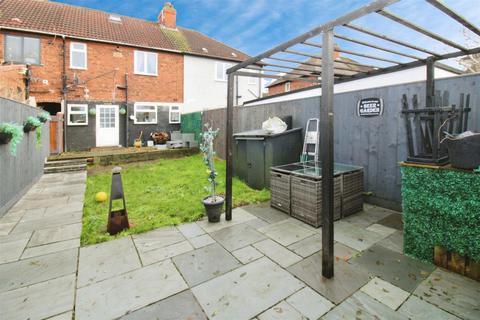 3 bedroom terraced house for sale, Summergangs Road, Hull