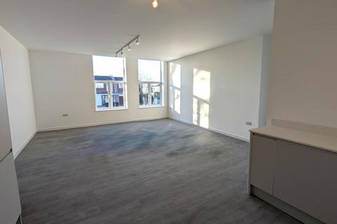 3 bedroom apartment to rent, Consitution House, Woking GU22