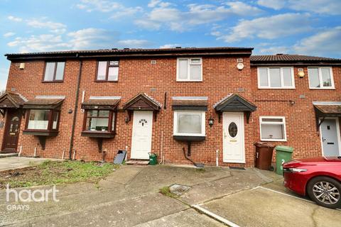 2 bedroom terraced house for sale, Crest Avenue, Grays