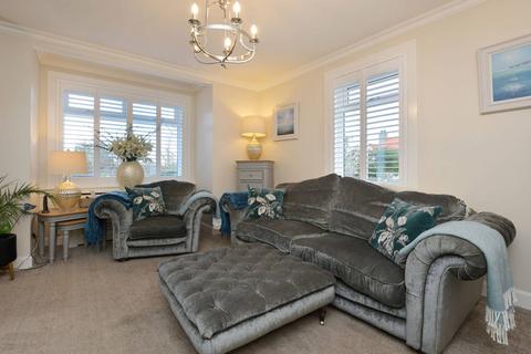 3 bedroom end of terrace house for sale, 1 South Crescent, Prestonpans, EH32 9PF