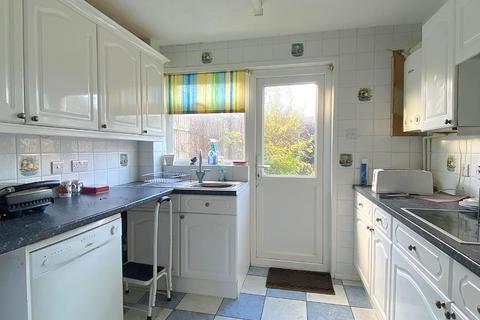 3 bedroom terraced house for sale, Vanquisher Walk, Gravesend