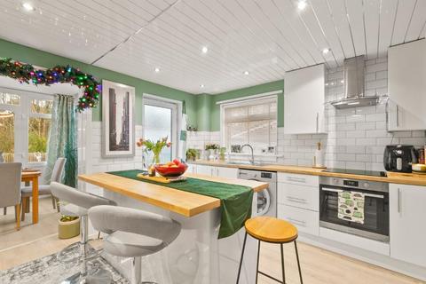 16 Baird Crescent, Alexandria, G83 0TX