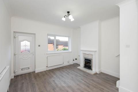 2 bedroom end of terrace house to rent, Burnell Street, Chesterfield S43