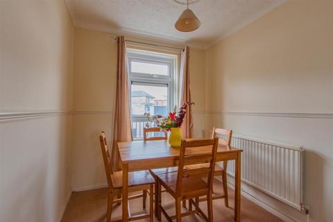 2 bedroom flat to rent, Catherine Street, Cardiff CF24