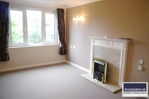 1 bedroom apartment to rent, Turners Hill, Cheshunt EN8