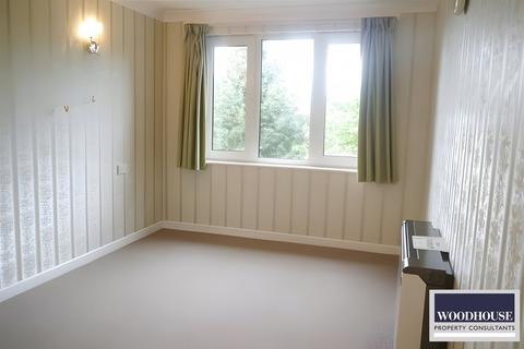 1 bedroom apartment to rent, Turners Hill, Cheshunt EN8