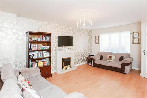 3 bedroom end of terrace house for sale, Elgar Drive, Witham, Essex