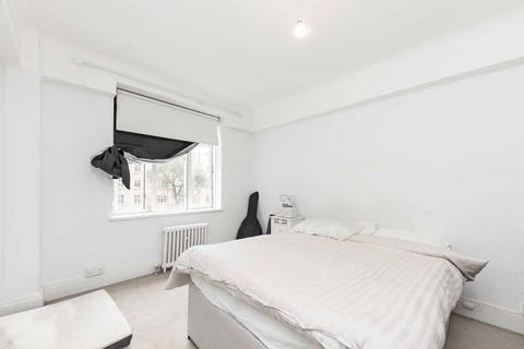 2 bedroom flat for sale, Wellesley Road, London W4