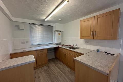 1 bedroom flat to rent, Kingsway Gardens, Andover