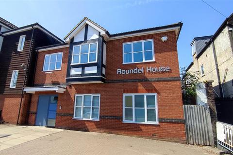 1 bedroom apartment to rent, Firgrove Hill, Farnham, Surrey, GU9