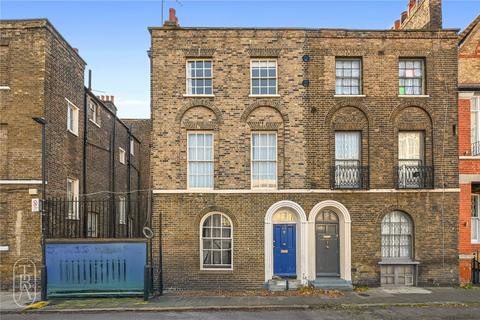 3 bedroom terraced house for sale, Newark Street, London, E1