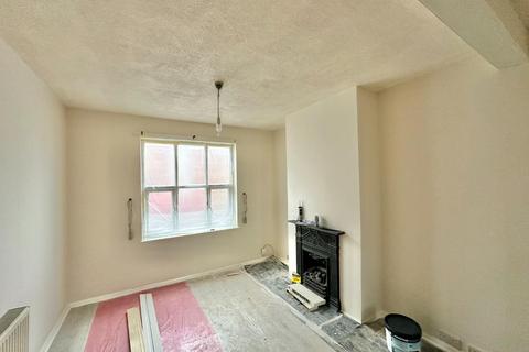 2 bedroom terraced house for sale, Baker Street, Semilong, Northampton NN2