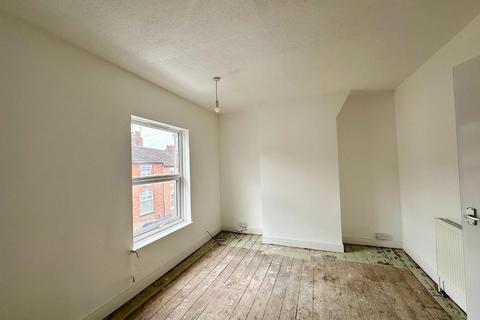 6 Baker Street, Northampton, NN2 6DJ