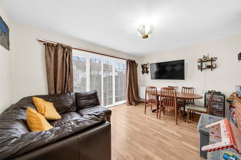 2 bedroom maisonette for sale, Three Corners, Bexleyheath, Kent, DA7