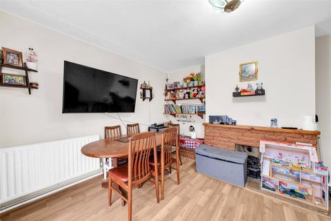 7 Three Corners, Bexleyheath, DA7 6HF