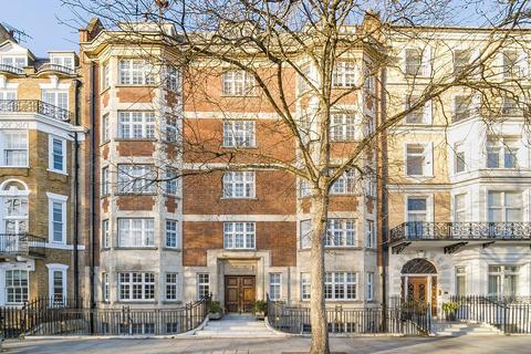 2 bedroom flat for sale, Sloane Street, Sloane Square, London, SW1X