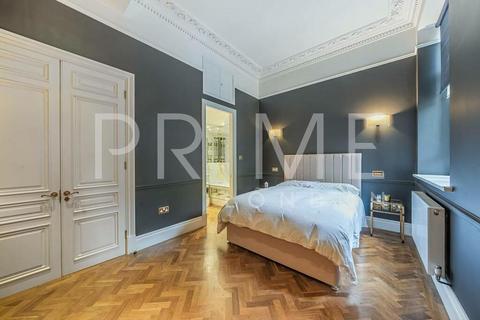 2 bedroom apartment to rent, 16 Upper Brook Street, London W1K