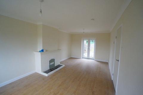 3 bedroom semi-detached house to rent, Dedham