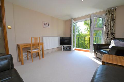 2 bedroom apartment to rent, Scrubbitts Square, Radlett