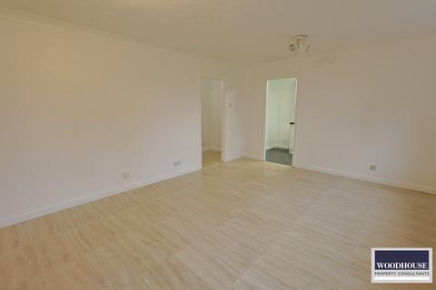 1 bedroom apartment for sale, Westgate Court, Waltham Cross EN8