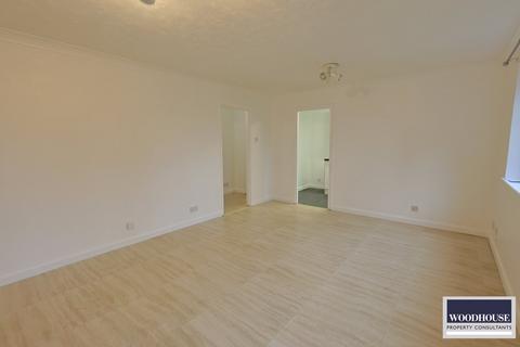 1 bedroom apartment for sale, Westgate Court, Waltham Cross EN8