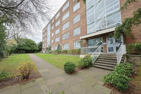 3 bedroom flat for sale, High Mount, Station Road, London, Greater London, NW4