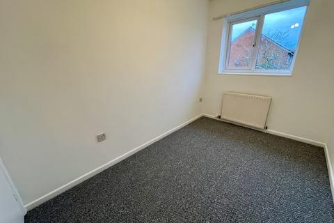 2 bedroom terraced house to rent, Meadvale, Longford, Gloucester