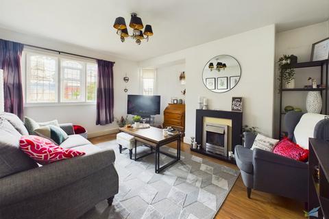 2 bedroom end of terrace house for sale, New Chester Rd, Wirral CH62