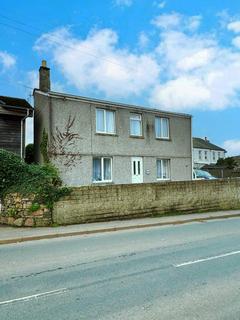 4 bedroom detached house to rent, Guildford Road, Hayle