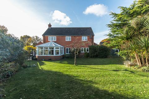 4 bedroom detached house for sale, Beetley