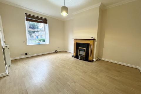 2 bedroom terraced house to rent, Providence Place, Morley