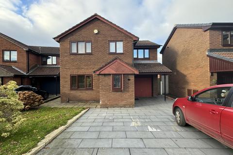 4 bedroom detached house to rent, Farholme, Royton OL2