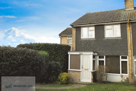 4 Broad Close, Hersham, Walton-on-thames, KT12 4QX
