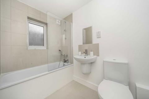 1 bedroom flat to rent, King Street, London W6