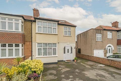 4 bedroom semi-detached house to rent, Warren Drive North, Surbiton KT5