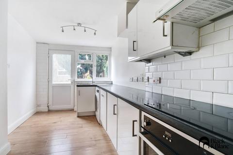 8 Kent Road, West Wickham, BR4 0JP