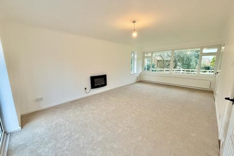 3 bedroom detached bungalow to rent, Main Street, Norwell, Newark