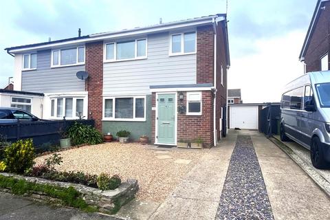 3 bedroom semi-detached house for sale, Springfield Way, Fareham PO14